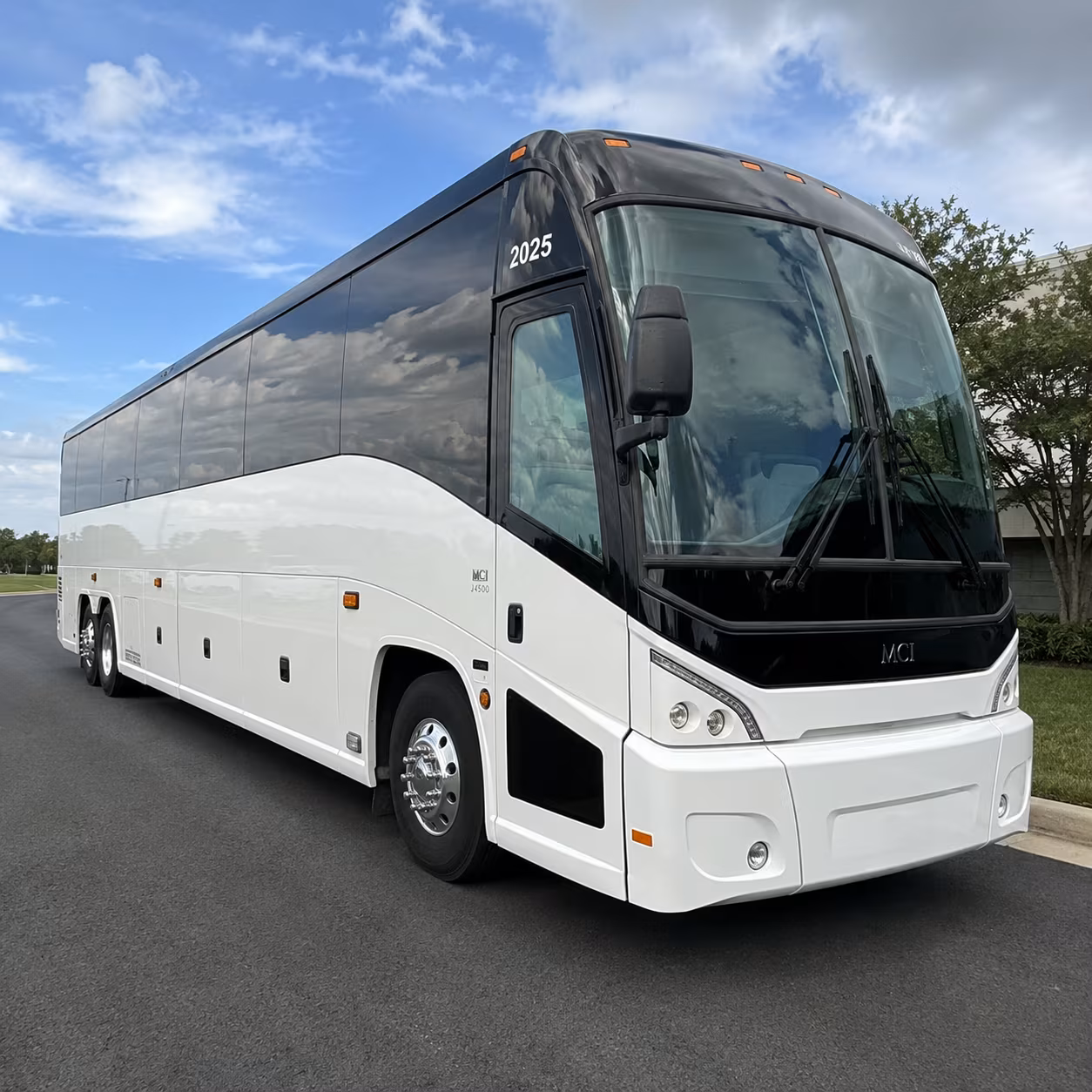 airport shuttle buses for large events and conferences near salt lake city